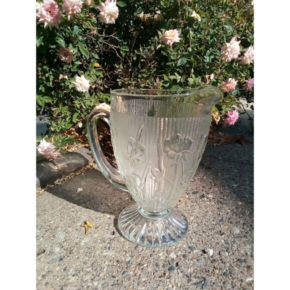 Antique Pitcher Depression Glass 1928-1932, Pattern Iris & Herringbone Jeanette - Picture 1 of 13